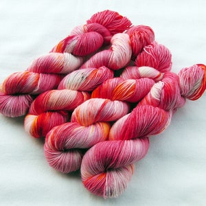 Merino SINGLE yarn, 100% Merinowool 100g 3.5 oz.Nr. 144