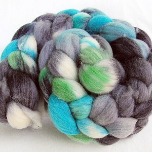 Merino Wool Handpainted Spinning Fiber -5.3 oz. 150g  Nr. 123