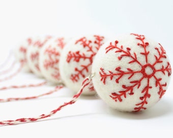 Felt Wool White Ball Star- Pack of 6 Christmas Tree Ornaments - Handmade from Eco-friendly dyes and 100% Wool - Fair Trade Certified™