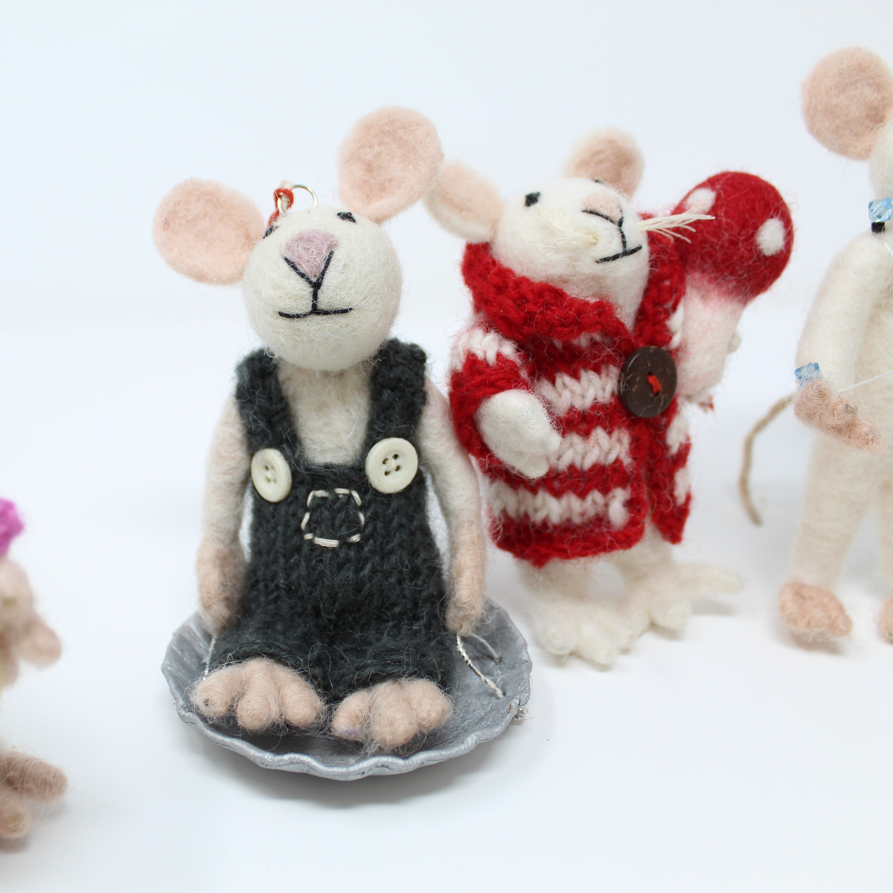 6 Piece Set of Wool Christmas Mice Ornaments | Mice Ornaments | Cute