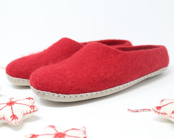 Felted Wool Women’s Red Slippers | Gift for Her | Sheep Wool Slippers | Women’s Slippers | Home Shoes | House Shoes