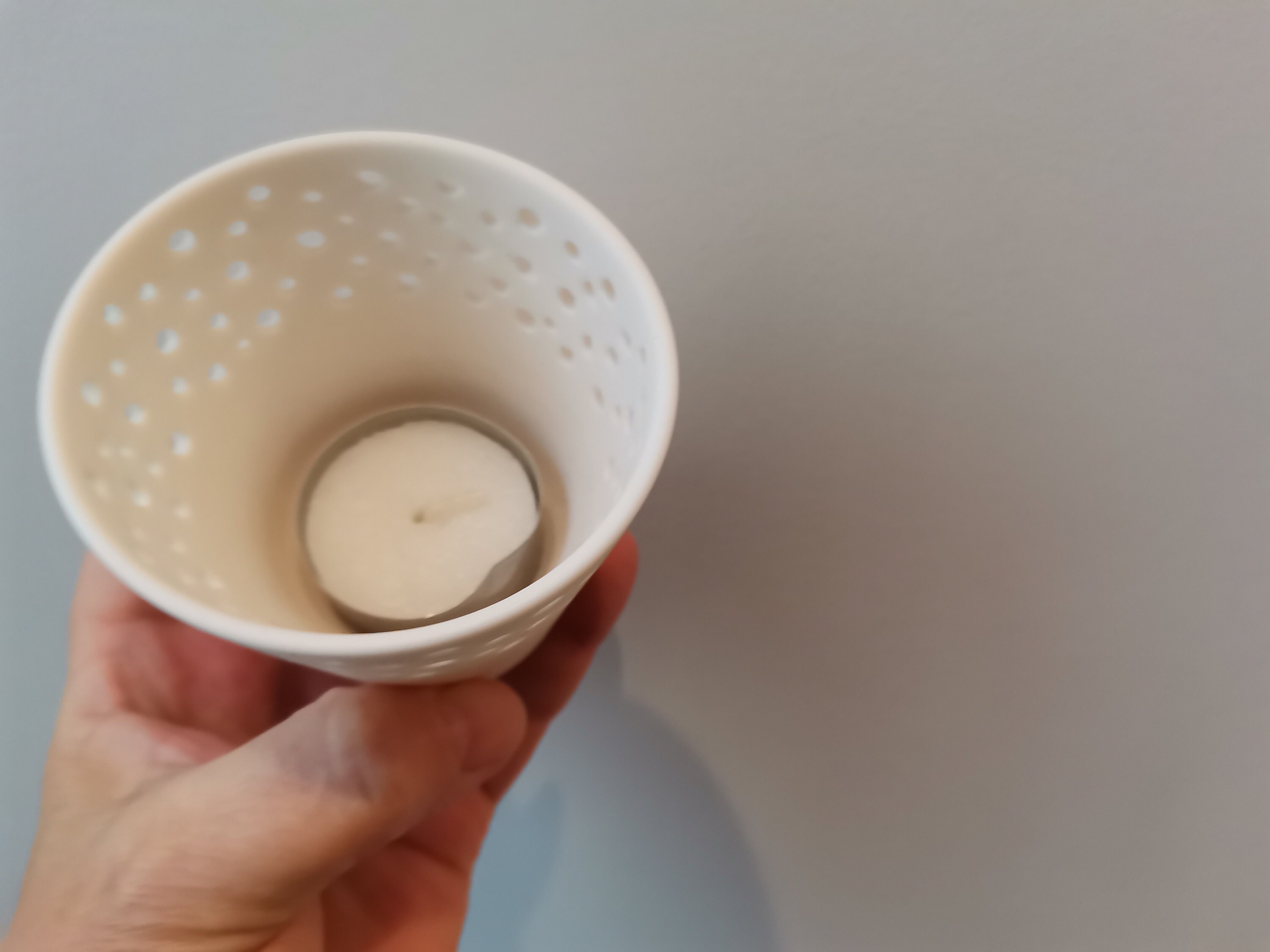 Porcelain tea light, perforated, porcelain tea light holder, white