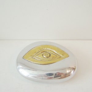 Brass eye paperweight pebble, brass eye on aluminum pebble, small sculpture, Greek art object, Greek folk art eye, eye keepsake, eye gift image 5