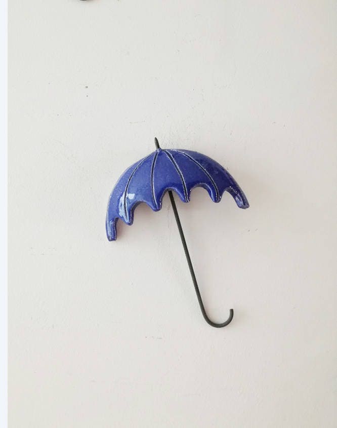 Niedlich Regenschirm Haken Bunte Regenschirm Wandhaken Selbstklebend  Regenschirm Wandhaken Kleidung Haken HalterSelbstklebend Schlüsselhaken für  Küche Schränke Badezimmer Kleiderschrank 18 Stück : : Baumarkt