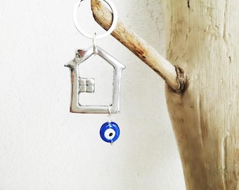 Silver house keychain, aluminum house outline key ring with glass blue eye, good luck keyring, unisex key chain, house and eye key ring