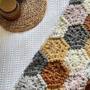 Hibernaculum Blanket: A crochet PDF pattern image 5