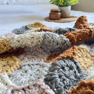 Hibernaculum Blanket: A crochet PDF pattern image 6