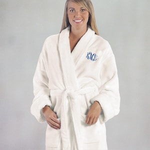 Monogrammed Plush Spa Robe / Embroidered Unisex Personalized Fuzzy Bathrobe