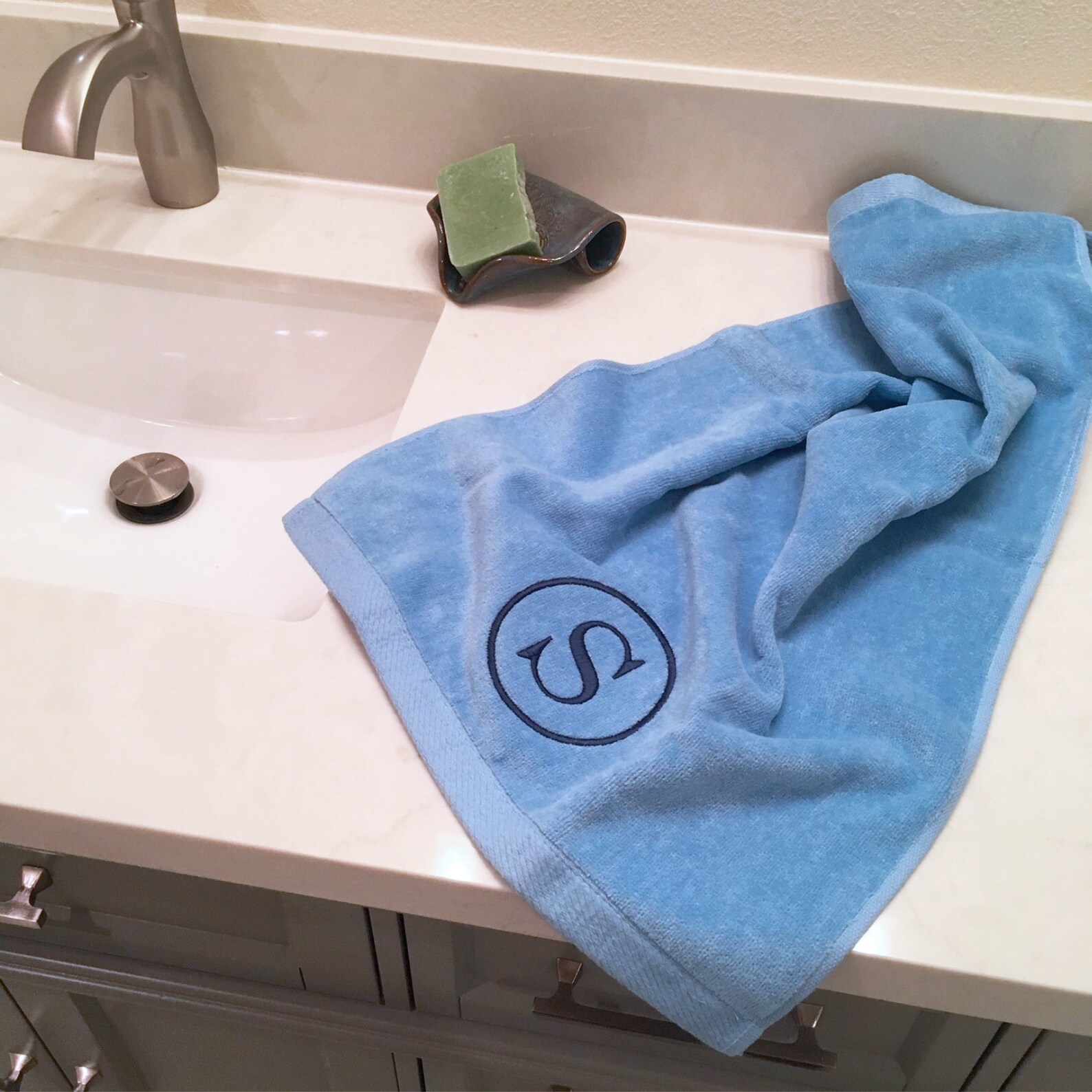 Custom Bathroom Hand Towel With Monogram / Personalized Hand Towel ...