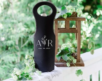 Engraved Wine Bag Tote / Personalized Wine Carrier Housewarming Host Gift