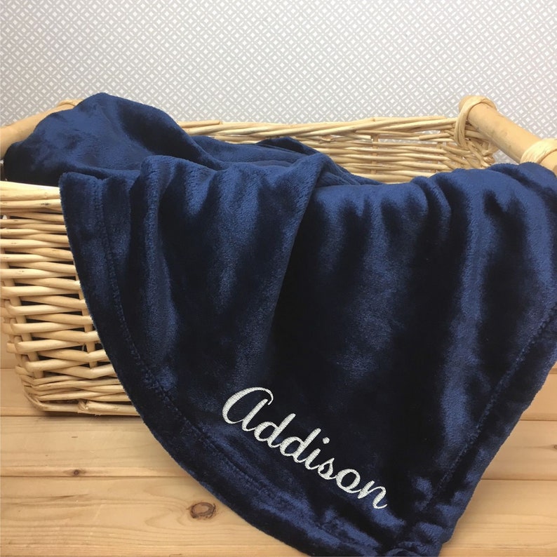 Personalized Blanket for Adults, Monogram Blanket, Plush Throw Blanket with name, Embroidered Blanket image 8