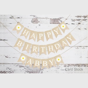 Bannière personnalisée joyeux anniversaire marguerite, bannière pour papier cartonné, décorations de fête d'anniversaire de printemps ou d'été, enseigne de fête d'anniversaire fleur, PB473