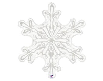 Könnte beinhalten: Ein weißer, sternförmiger Folienballon in Form einer Schneeflocke. Der Ballon hat ein detailliertes Design mit einer silbernen Umrandung.