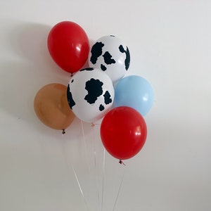 Palloncini con stampa di mucca rossa e blu, decorazioni per il primo o il secondo rodeo, bouquet di palloncini da cowboy o cowgirl, set da 6