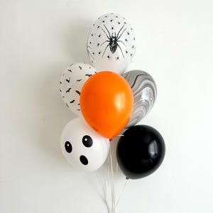 Festive Halloween Balloon Bouquet | Halloween Balloons | Halloween Birthday Party Decorations | Balloon Bouquet Set of 6