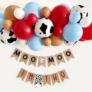Moo I&#39;m Two Party, Cow Party Balloon Garland, Baryard Balloon Garland, Farm Party Decorations, Cow Print and Red Balloon Backdrop COL455