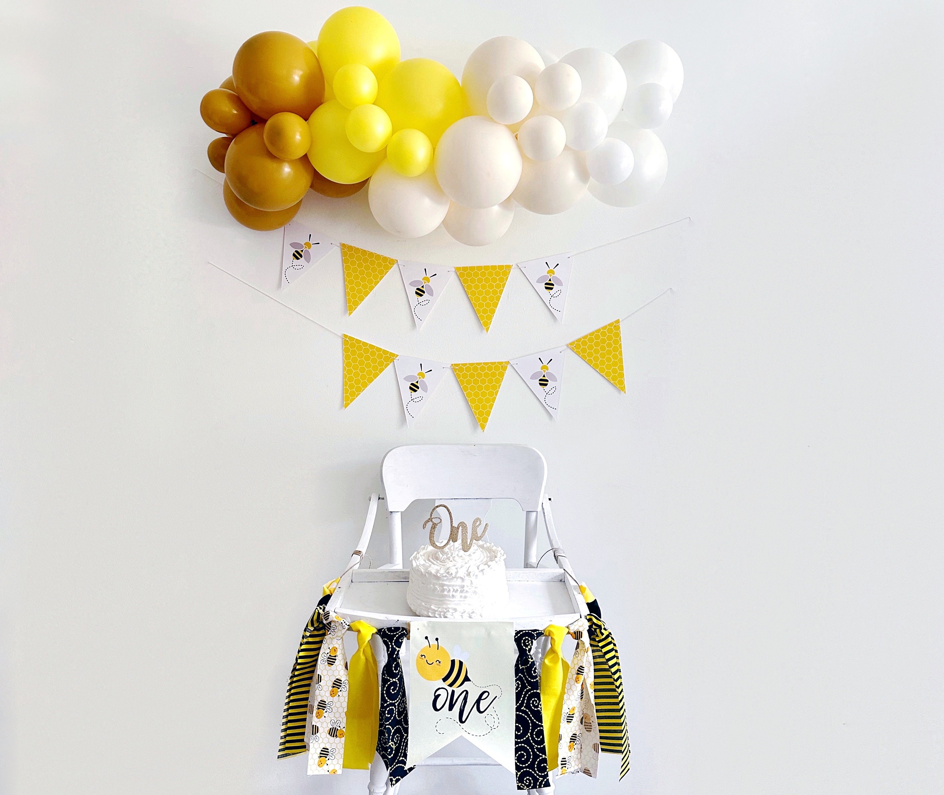 Bumble Bee One Collection, Yellow Balloons, Bumble Bee 1st Birthday ...