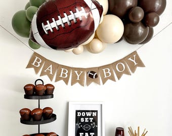 Football Baby Shower, Sports Balloon Garland, Football Baby Boy Party, Baby Shower Balloons, It's A Boy Decorations