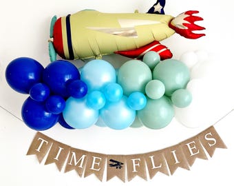Confezione da 2 ghirlande a forma di nuvola, decorazioni per feste di compleanno in aereo, decorazioni per feste di compleanno a tema aereo
