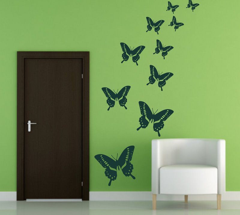 Бабочки на стену своими руками. Бабочки на стену. Трафарет для стен. Трафарет бабочки на стену. Бабочки в интерьере.