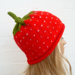 Gorro de fresa tejido a mano, gorro tejido a mano, gorro de fresa, gorro de fresa para mujer y hombre, gorro de punto kawaii, ClickClackKnits
