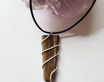Collar de ojo de tigre