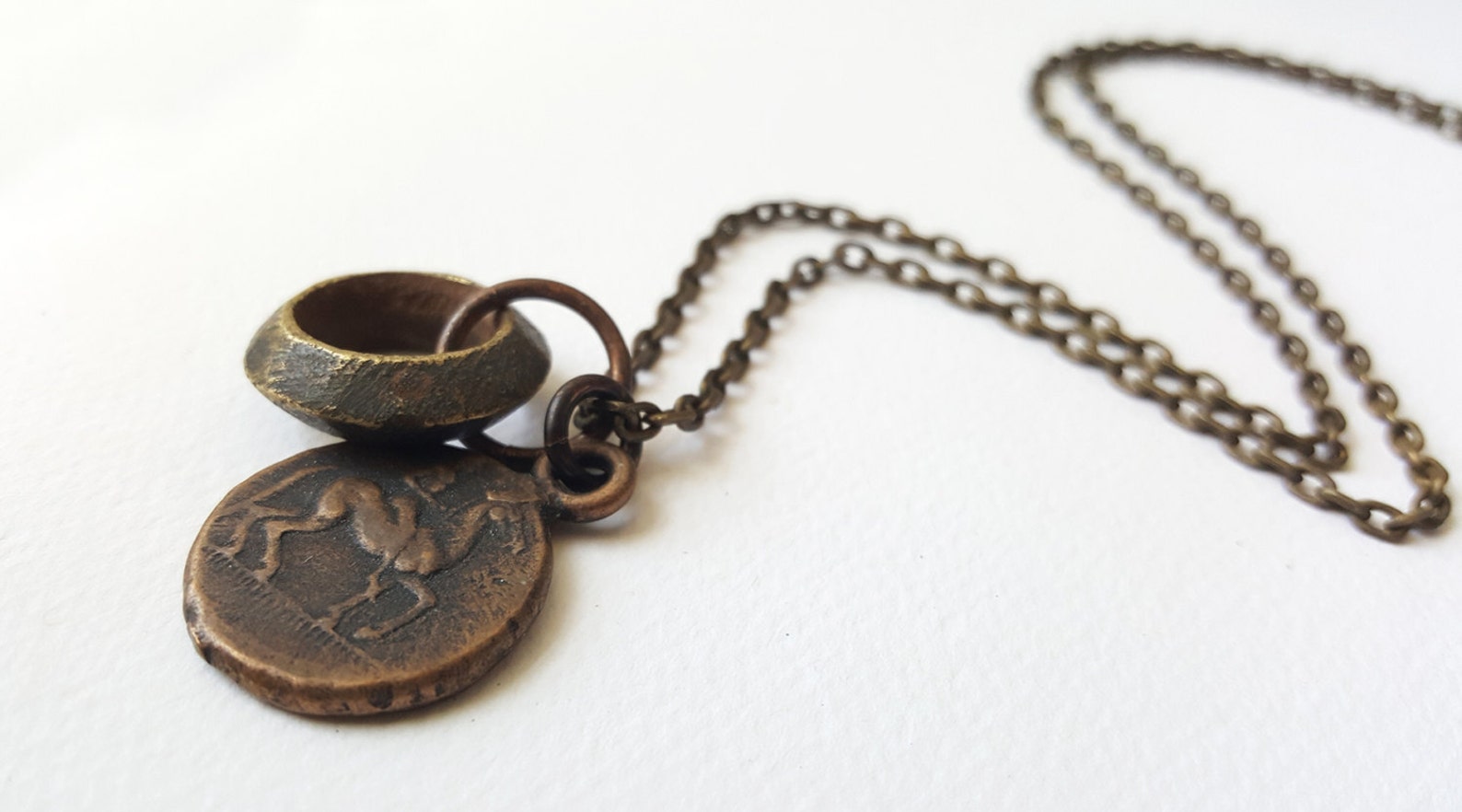 ANCIENNE MÉDAILLE GAULOIS/COQ signée Becker en Fix EUR 30,00 - DE