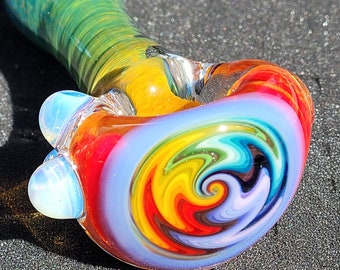 Large Wig Wag Rainbow Pipe Ghost White 4.2"