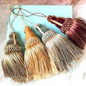 Small Key Tassel: Antique Style Furniture & Curtain Decor