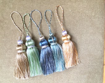 Blue Tassel, Green Tassel, Short Key Tassel,  Antique Furniture Curtain Tassel, Vintage Style Home Decor, Tassel, Keychain Tassel