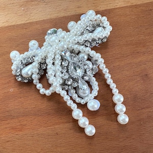 Hand Beaded White Pearl Vintage Bow, Pearl Applique, Jewelry Bow, Shoes Decoration, Shoe Bow, Rhinestone Pearl Applique Patch