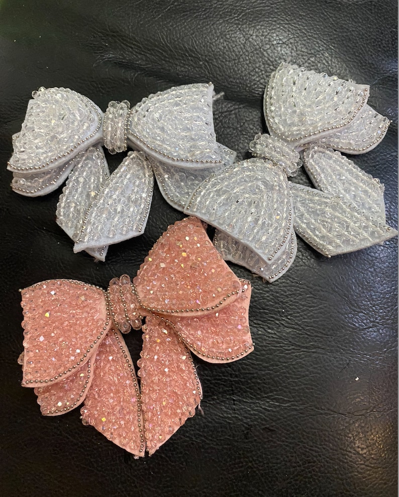 Schwarz Blau Grau Rosa Perlen Schleife Applikation, Kristall Applikation, Strass Kristalle Schleife, Näh Applikation Bild 1
