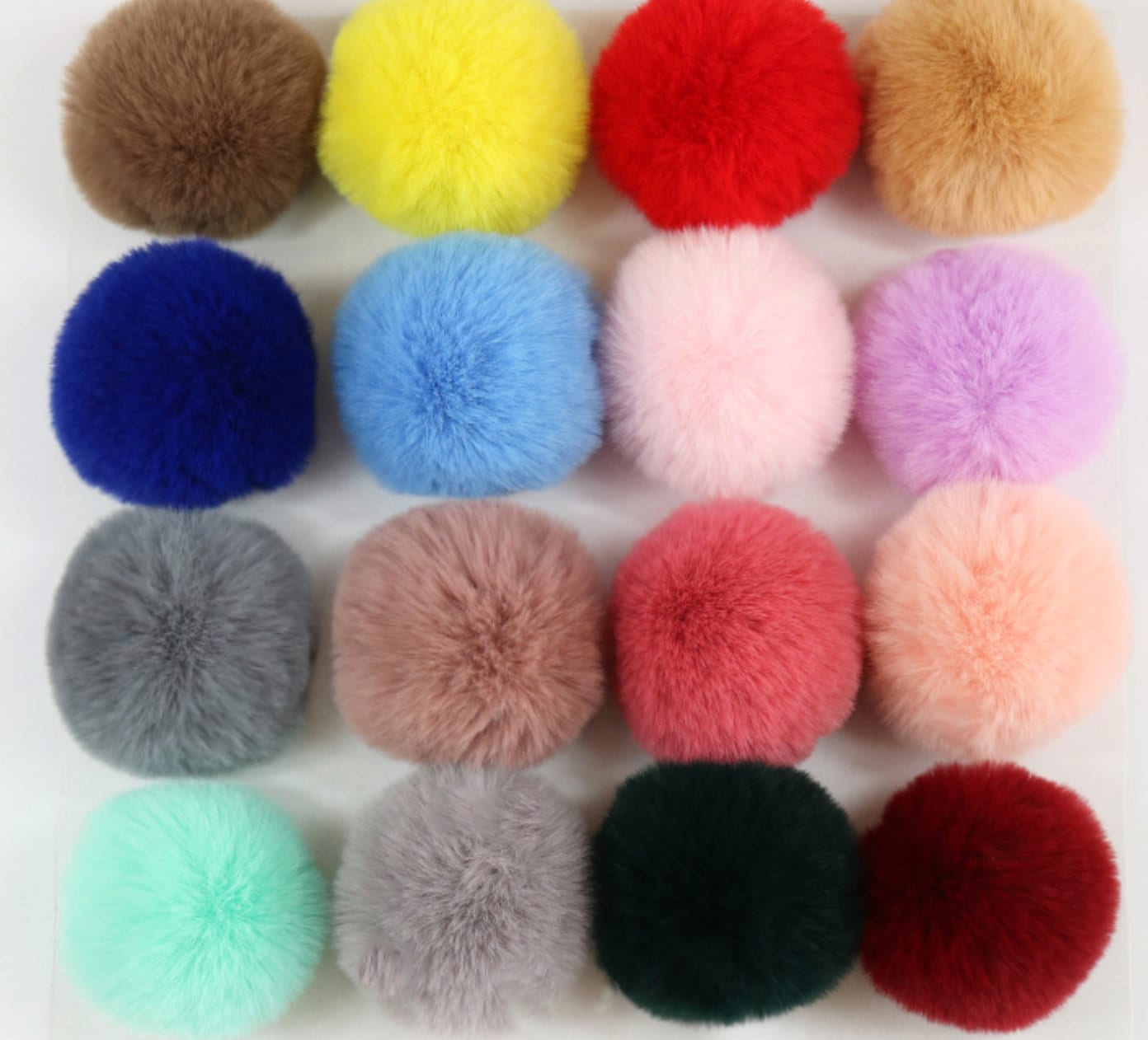 Pompon In Pelliccia Sintetica 10-12 Cm – 26 Colori A Scelta, Con Filo Per Fissaggio A Cappelli E Sciarpe - 2