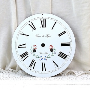Grote vintage Franse New Old Stock porselein geëmailleerde ronde wijzerplaat in witte Romeinse cijfers, retro ongebruikte grootvaderklok, deel Frankrijk