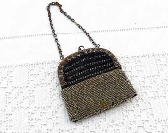 Antique French 1920s Black Beaded Clasped Coin Purse, Retro Early 1900s Flapper Evening Dress Accessory from France,  20s Parisian Fashion