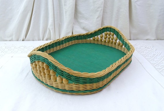 Vintage French 1960s Woven Rattan Tray with Beaded Handle Green Wooden Base and Rim, Retro 1950s Oval Drinks Carrying Platter from France
