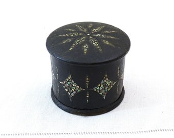 Antique French Napoleon III Papier Mache Pother of Pearl Carton Bouillie Incrusted Black Round Trinket Box,  Vintage Victorian Goth Decor