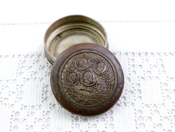 Antique French Round Demarson Chetelat Metal Box, Retro Perfumeries Soap Company Advertising Packaging from France Paris, Chateau Chic