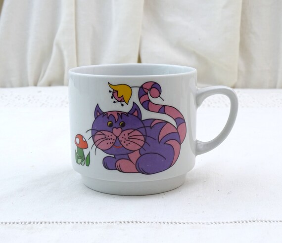 Vintage Wide China 1960s Monopoli Coffee Mug with Large Stylized Purple Cat, Retro 60s Tea Cup Hippy Style Design Bright Bold Colors