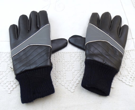Vintage Unused 1970s / 1980s Black Ski Gloves Size 9 Large,  Winter Snow Sports Hand Protection France, French Alpine Cold Weather Fashion