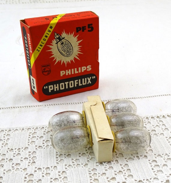 Vintage Unused Box of 5 Philips Photoflux Zirconium Flash Bulbs for Film Camera, Retro 1940s 1950s Photography Equipement New Old Stock