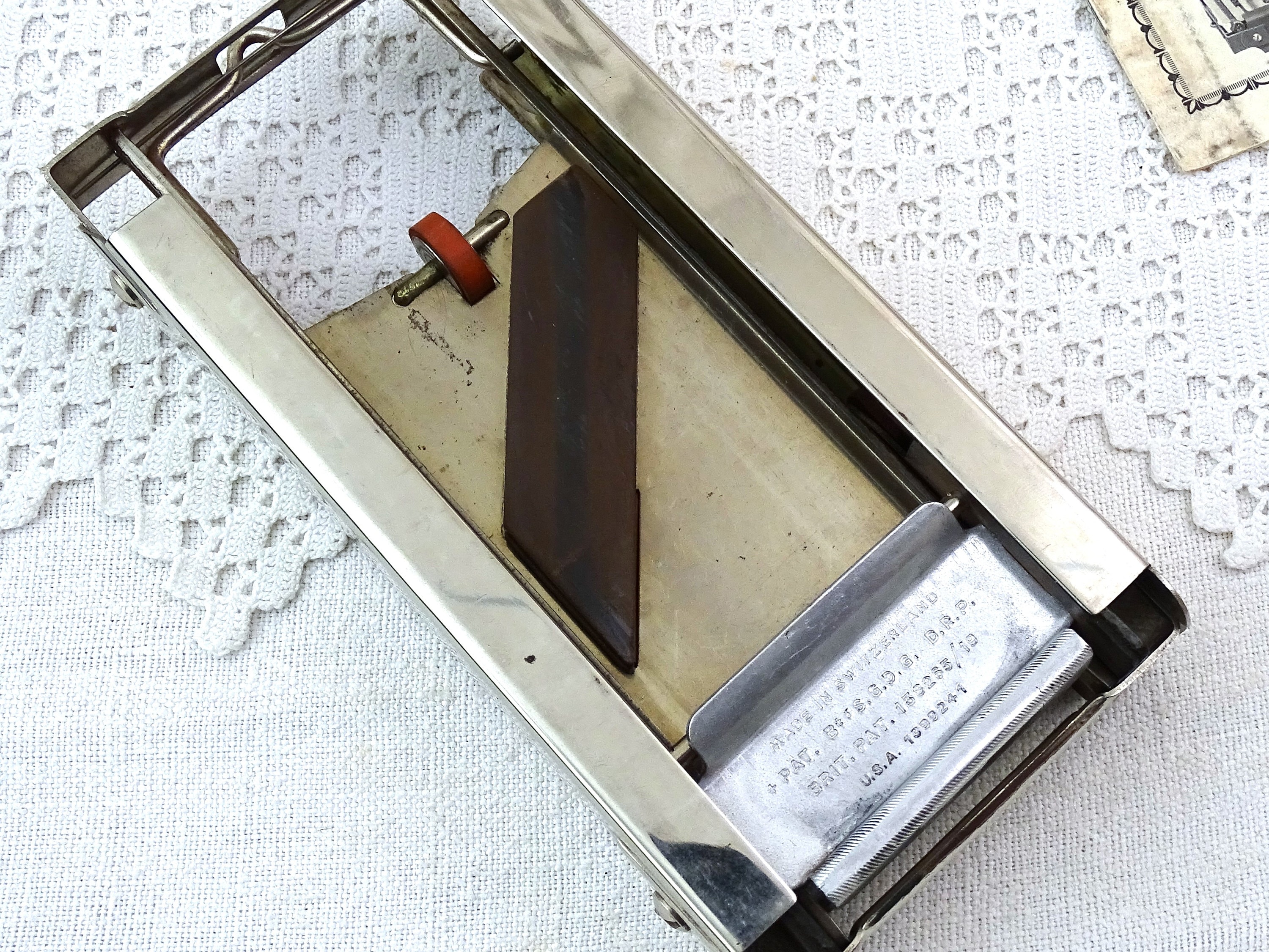 Antique Razor Blade Sharpener Allegro with Original Box and