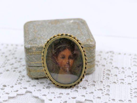 Antique French Oval Hand Painted Portrait of Young Girl Brooch with Twisted Gold Tone Metal Frame, Vintage Victorian Picture Jewelry France