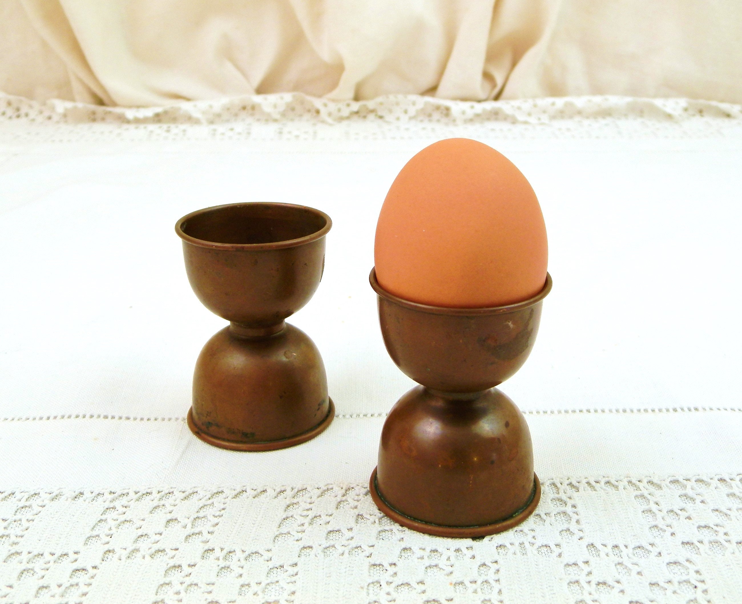 Set/2 French Inspired Egg Cup Holders with Spoon The Ferme de Lac The Lake Farm Faye 007575 Set/2 French Inspired Egg Cup Holders with Spoon The Ferme de Lac The Lake Farm Faye 007575