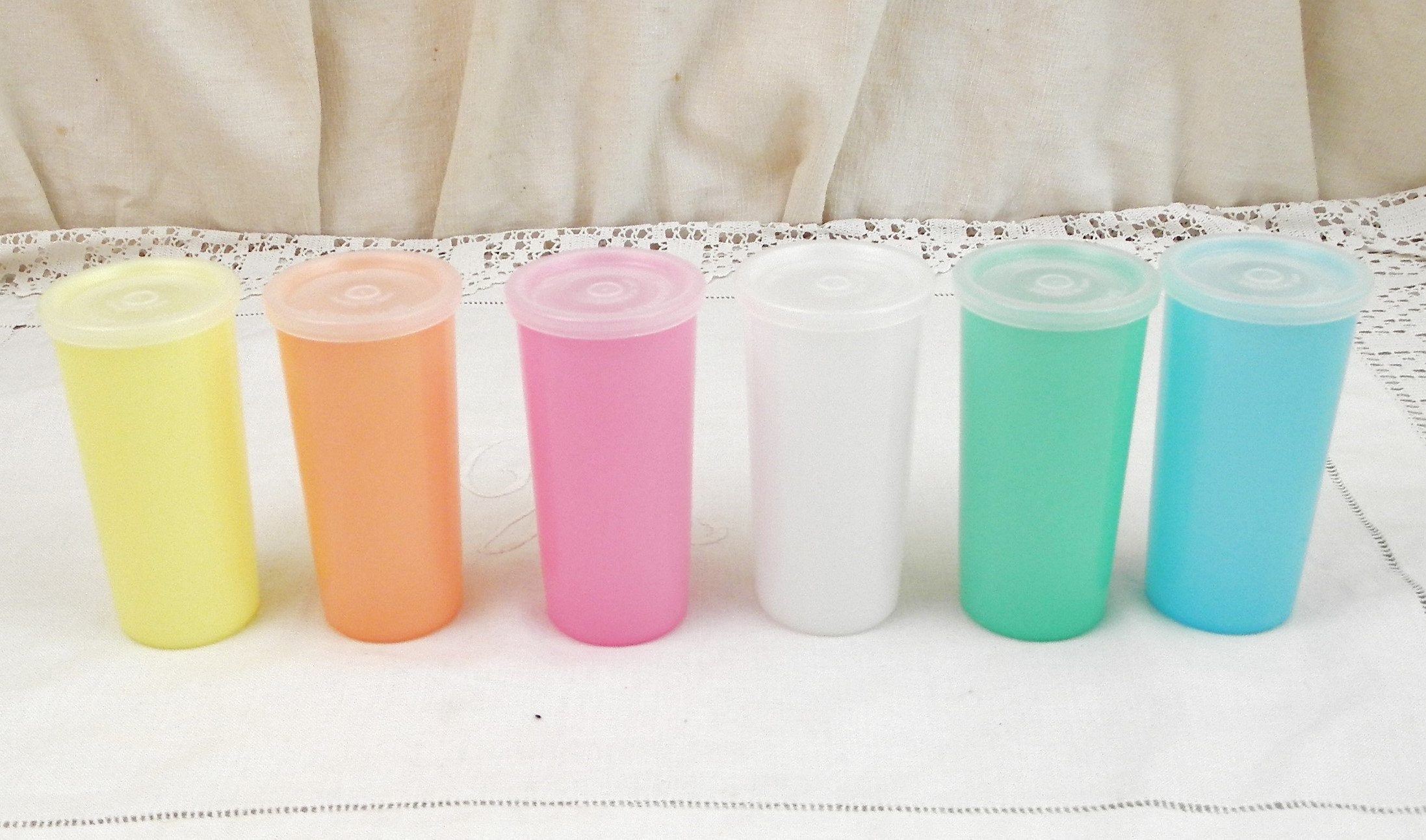 6 Vintage Pastel Colored Tupperware Small Beakers with Lids from