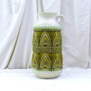 Vaso vintage verde oliva della Germania occidentale di metà secolo, modello 1787/25, progettato per Uberlacker Keramik da Halidan Kutlu, ceramica anni &#39;60