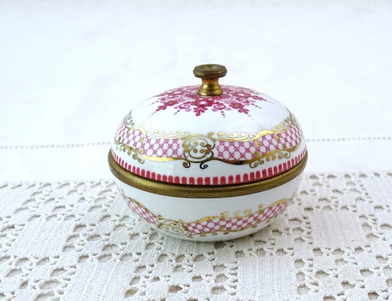 Small Vintage Austrian Pink Gold and White Enamel Round Trinket Box made by Arta, Retro Decorative European Enamelware from Austria