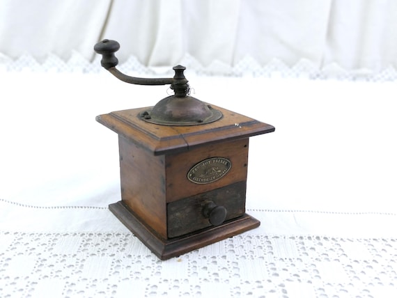 Small Antique Peugeot French Pepper Corn Grinder made of Wood and Metal, Toy Coffee Grinder from France, Miniature Dolls House Decor