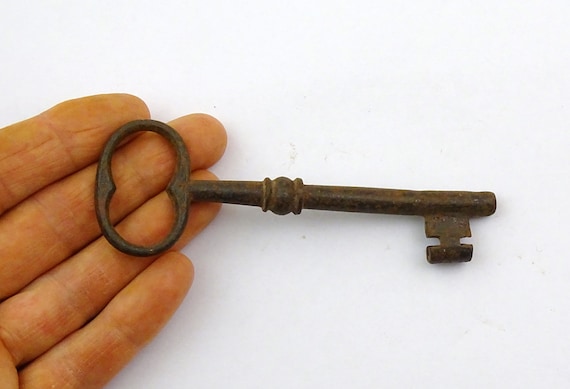 Antique French Handmade Rusty Iron Skeleton Key, Vintage Victorian Metal Lock Accessory from France, Flea Market Brocante Home Decor