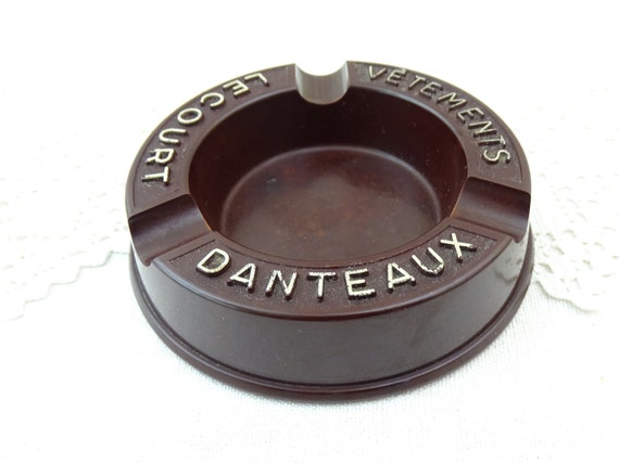 Vintage French Round Bakelite Promotional Ashtray for Vetements Lecourt Danteaux, Retro 1930s Smoking Accessory from France, Ring Dish